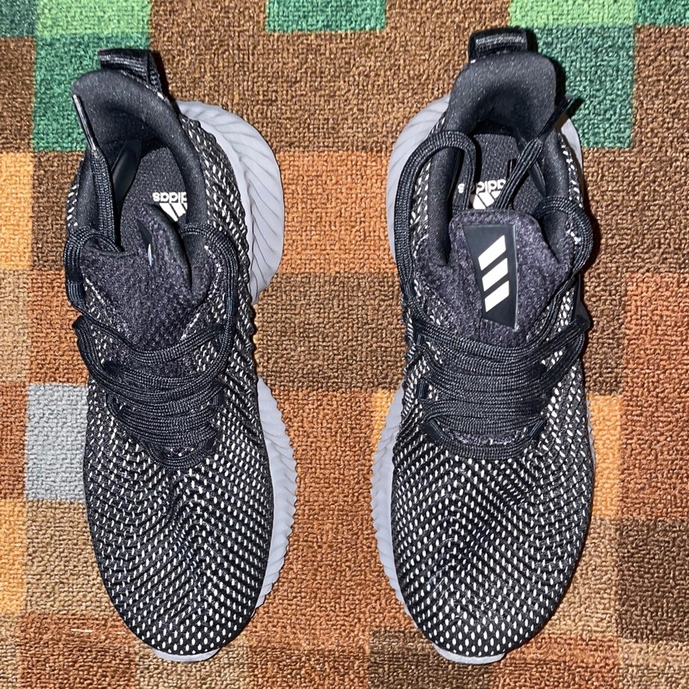 Boys Size 5 Adidas Shoes